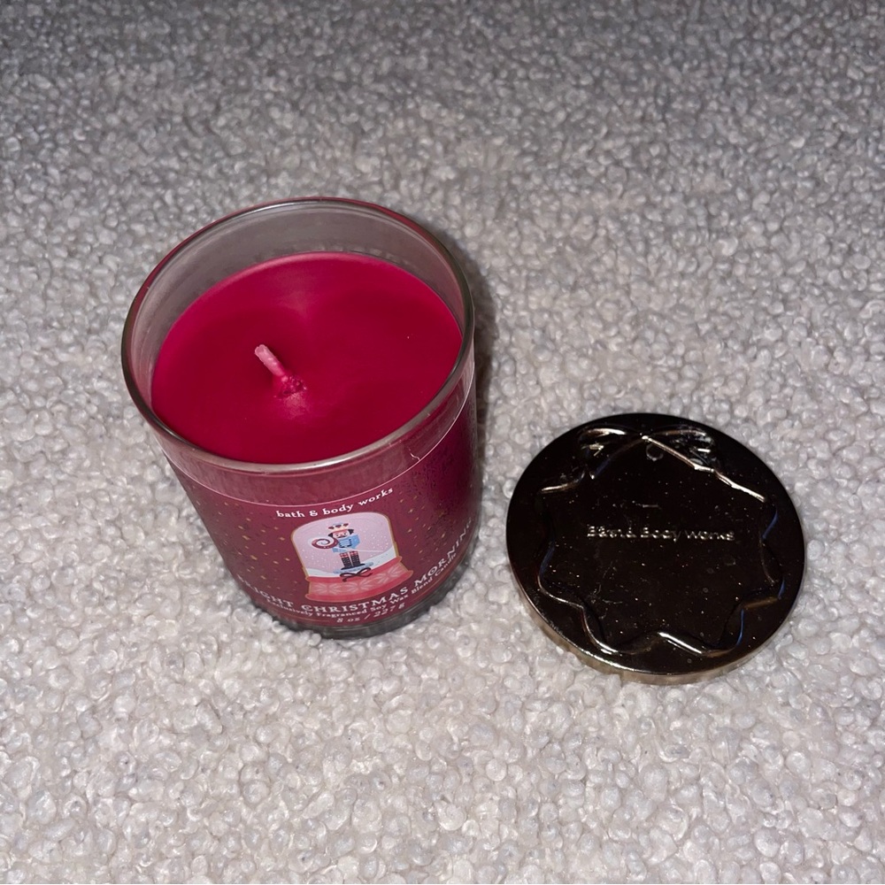 Bath & Body Works bright Christmas morning single wick candle